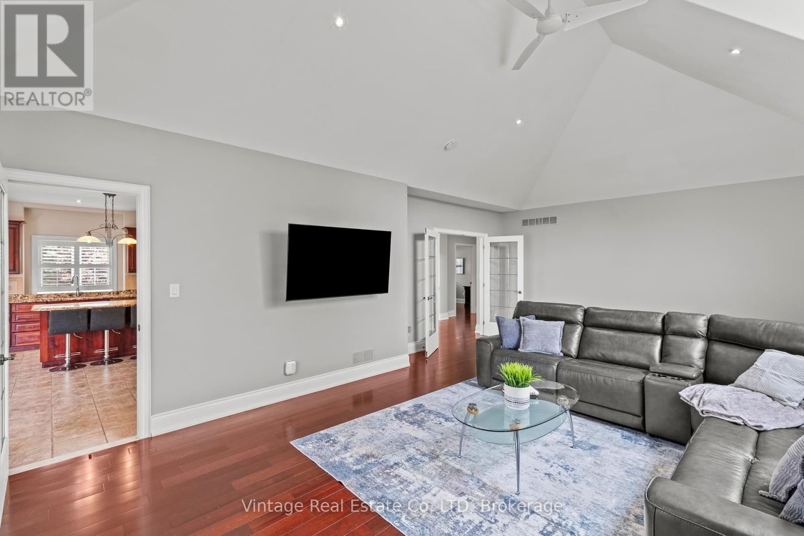 3689 CARDINAL DRIVE Image 12