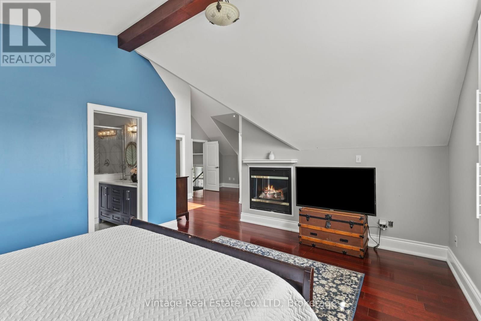 3689 CARDINAL DRIVE Image 20