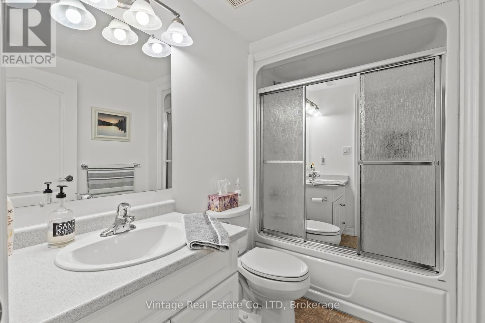 3689 CARDINAL DRIVE Image 37
