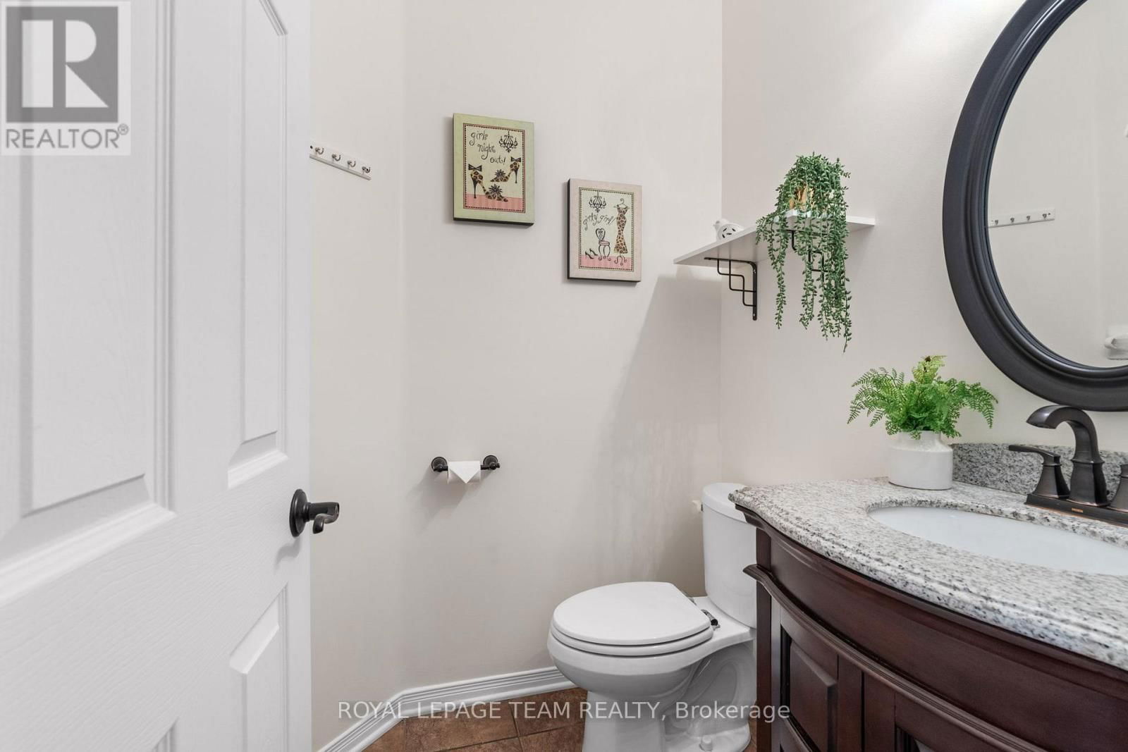 275 BERRIGAN DRIVE Image 18
