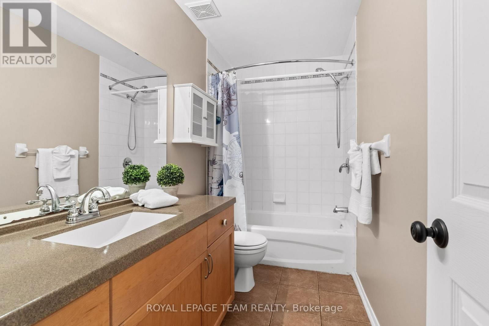 275 BERRIGAN DRIVE Image 35