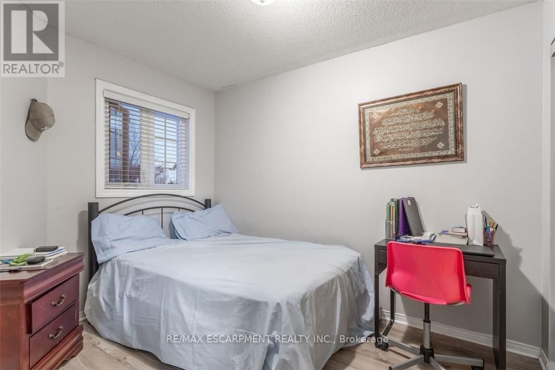 11 - 75 RYANS WAY Image 18