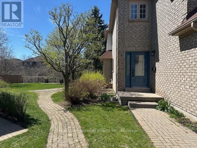 11 - 75 RYANS WAY Image 2