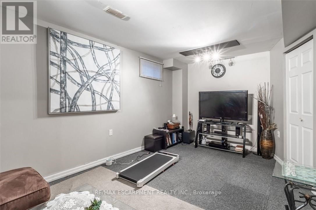 11 - 75 RYANS WAY Image 21