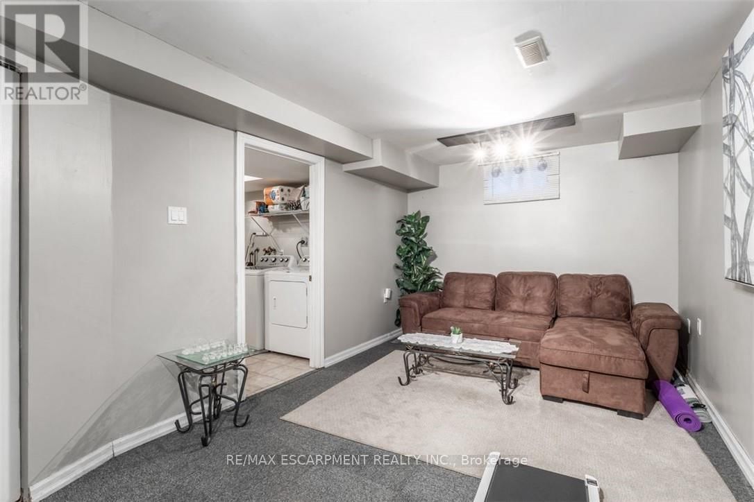11 - 75 RYANS WAY Image 22
