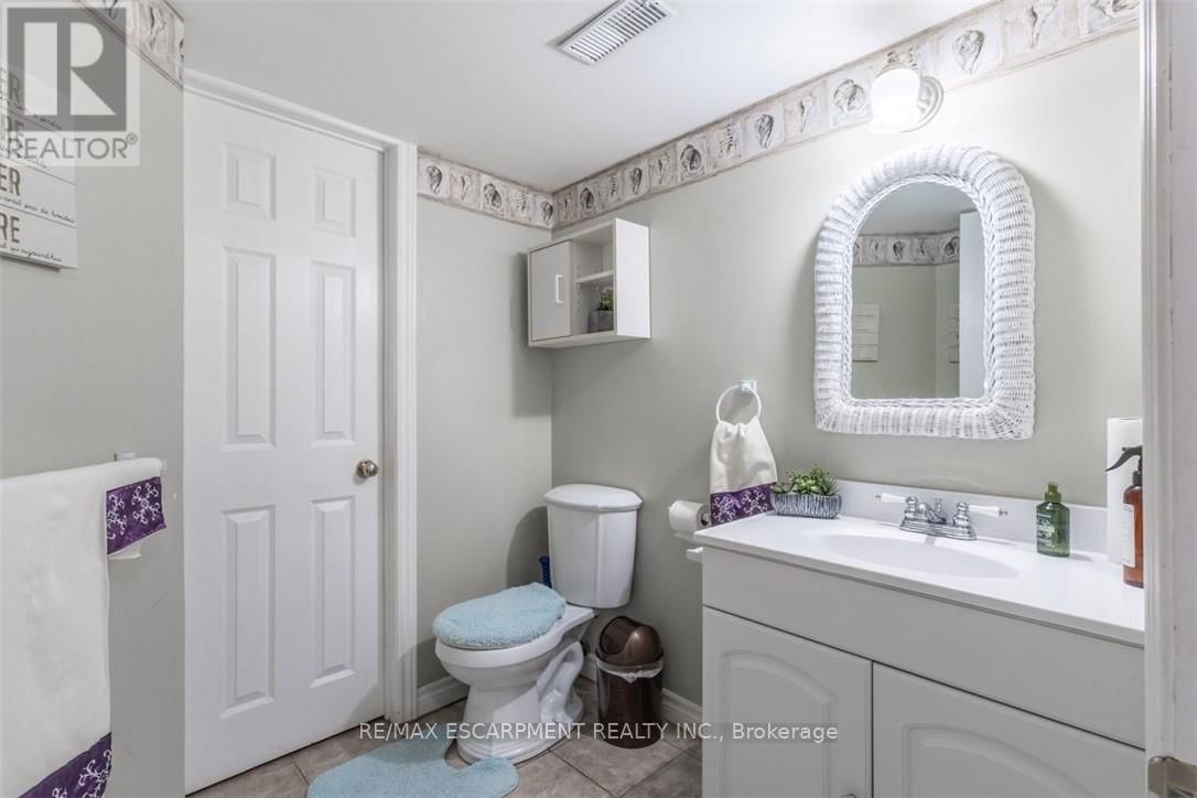 11 - 75 RYANS WAY Image 23