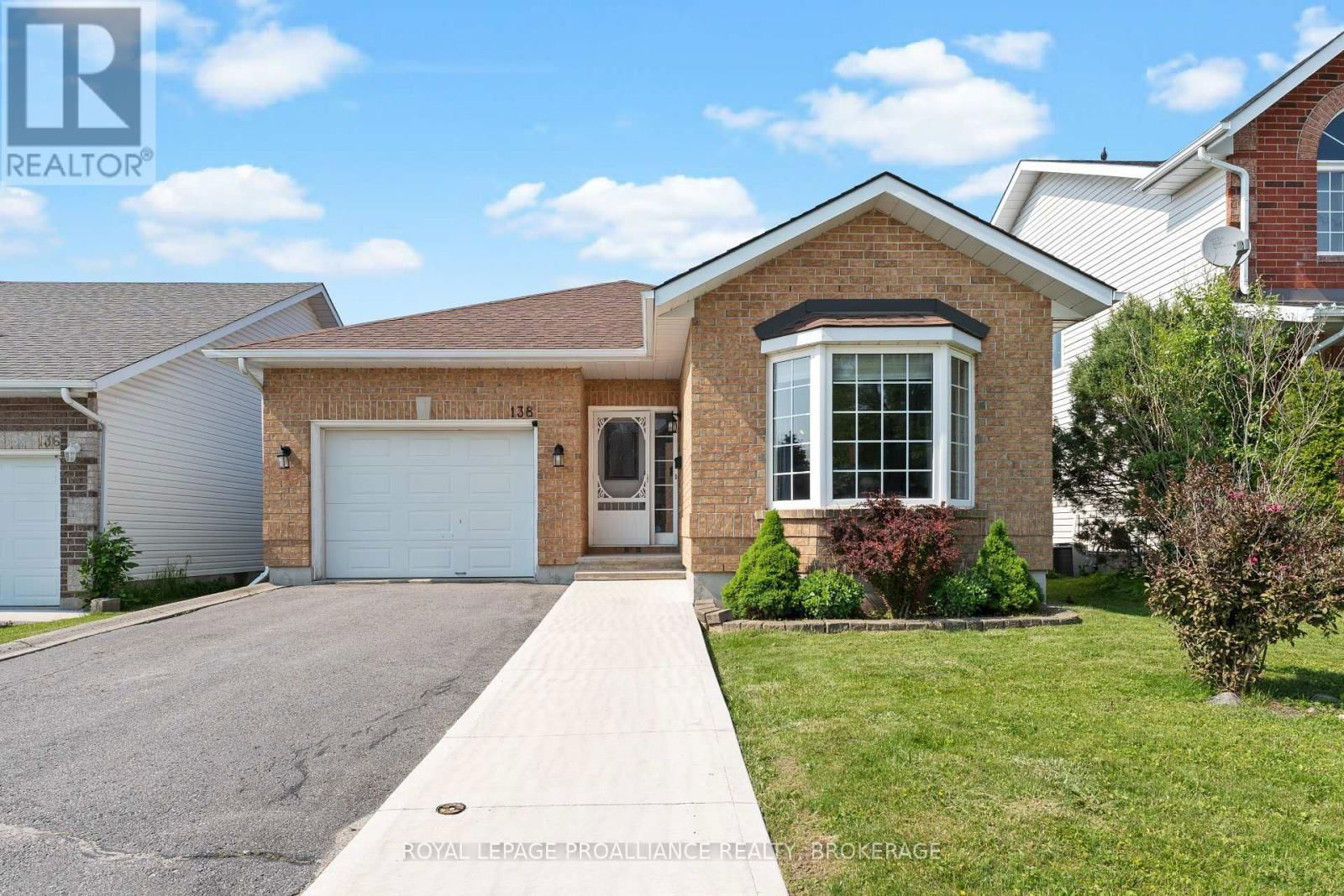138 DALGLEISH AVENUE Image 1