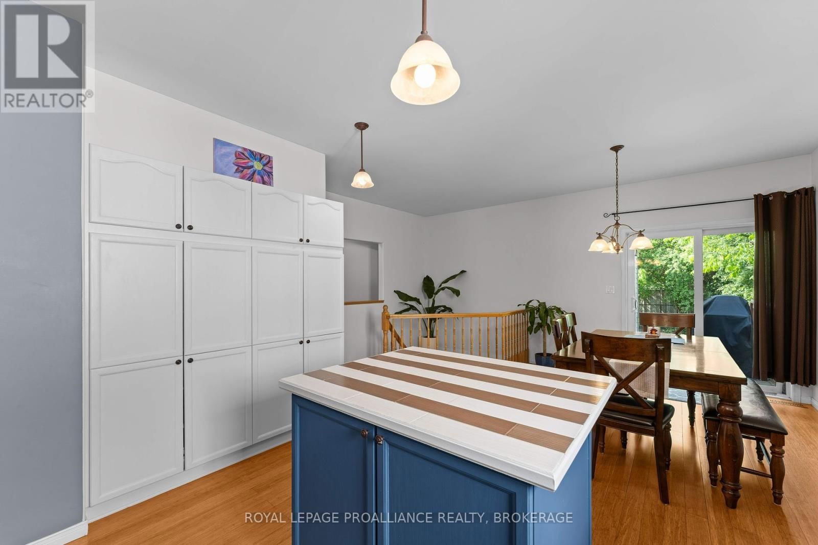 138 DALGLEISH AVENUE Image 12