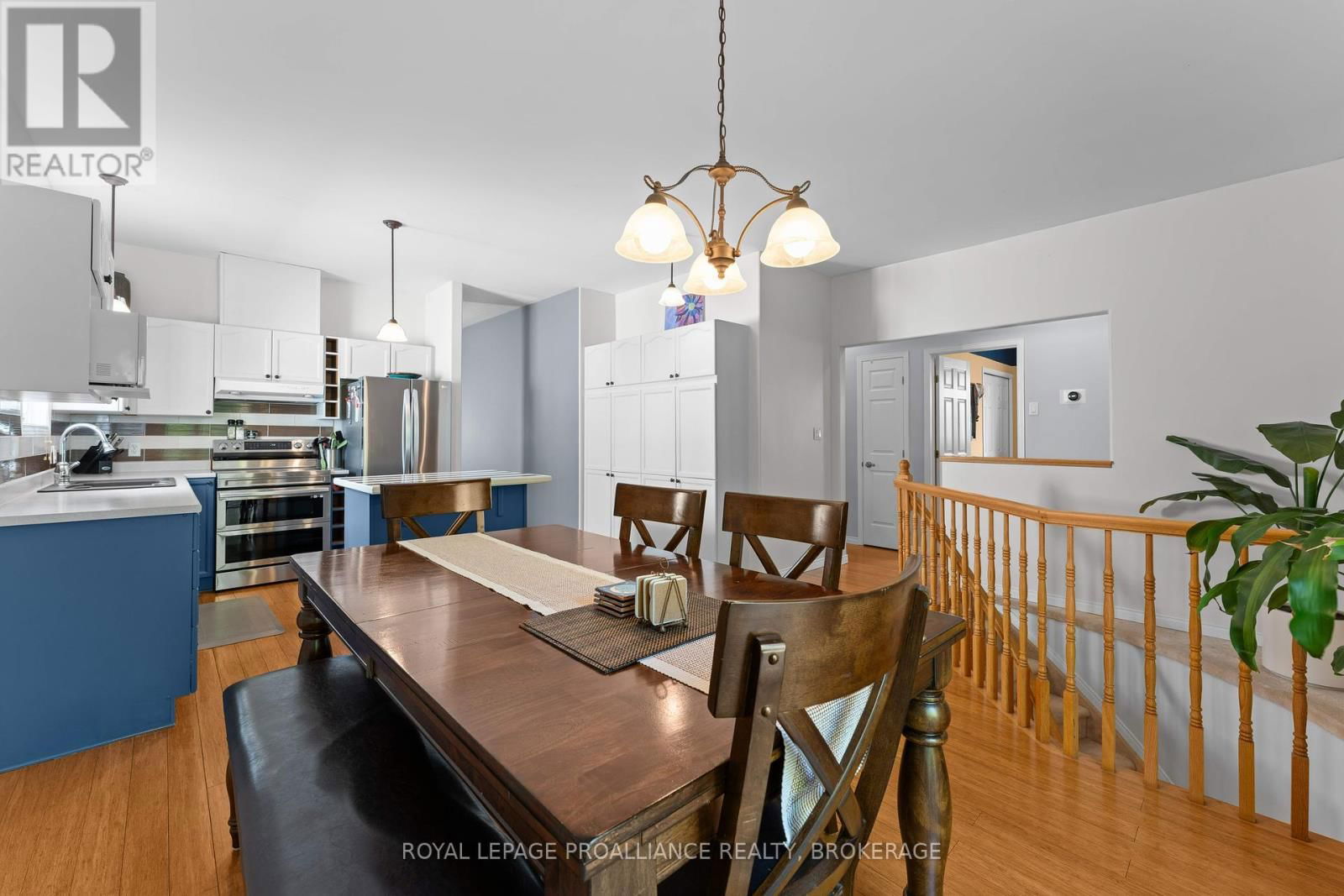 138 DALGLEISH AVENUE Image 15