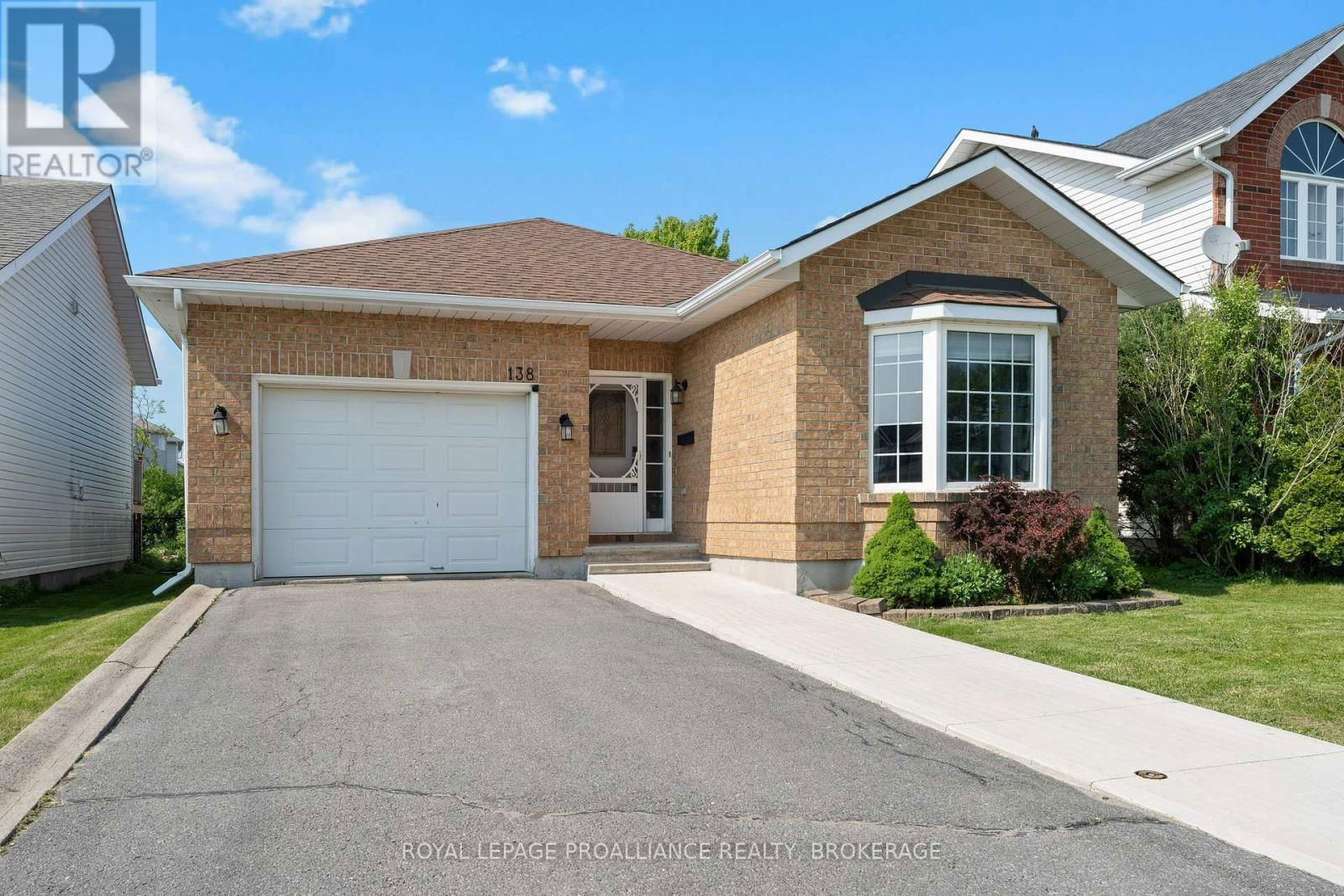 138 DALGLEISH AVENUE Image 2