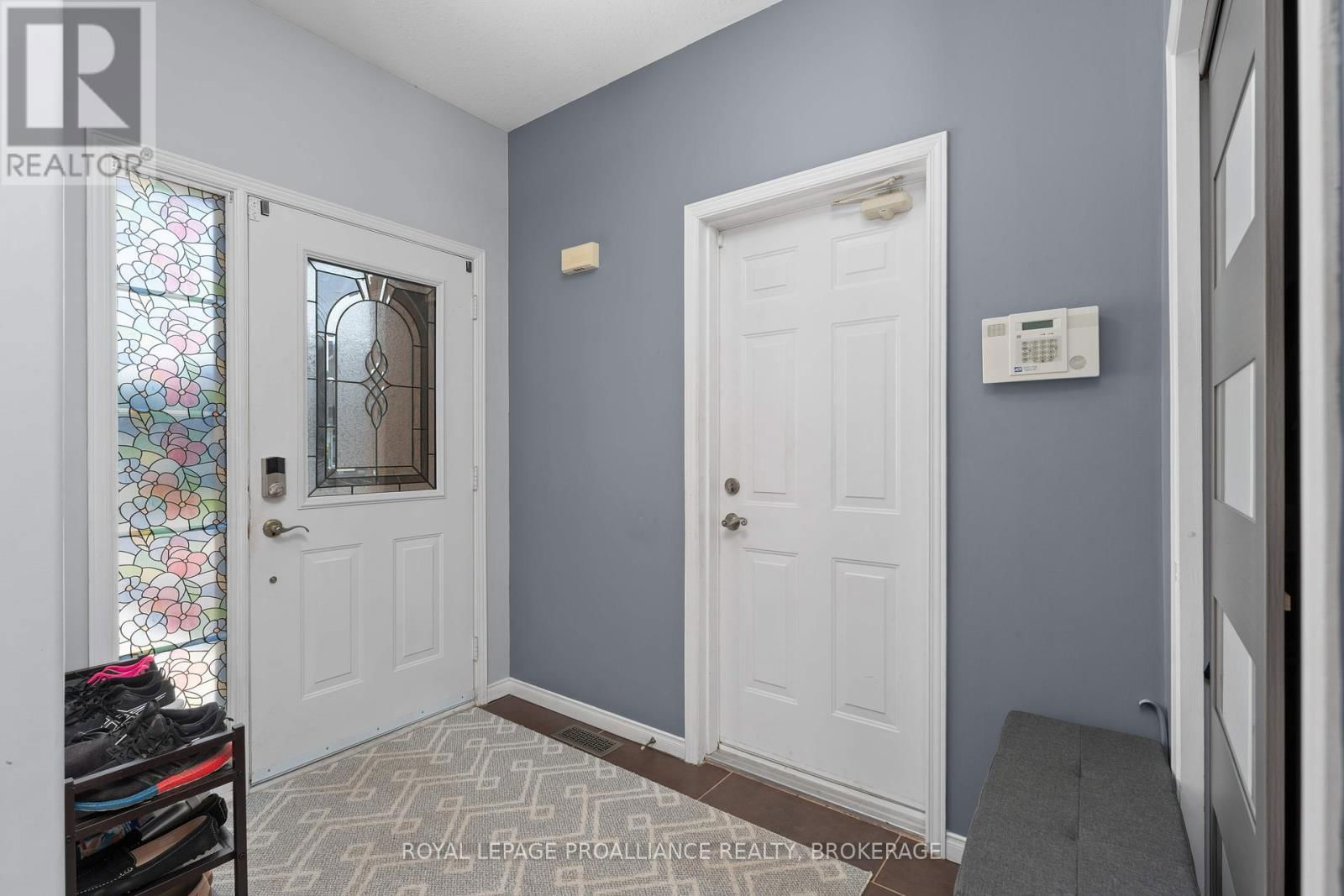138 DALGLEISH AVENUE Image 3