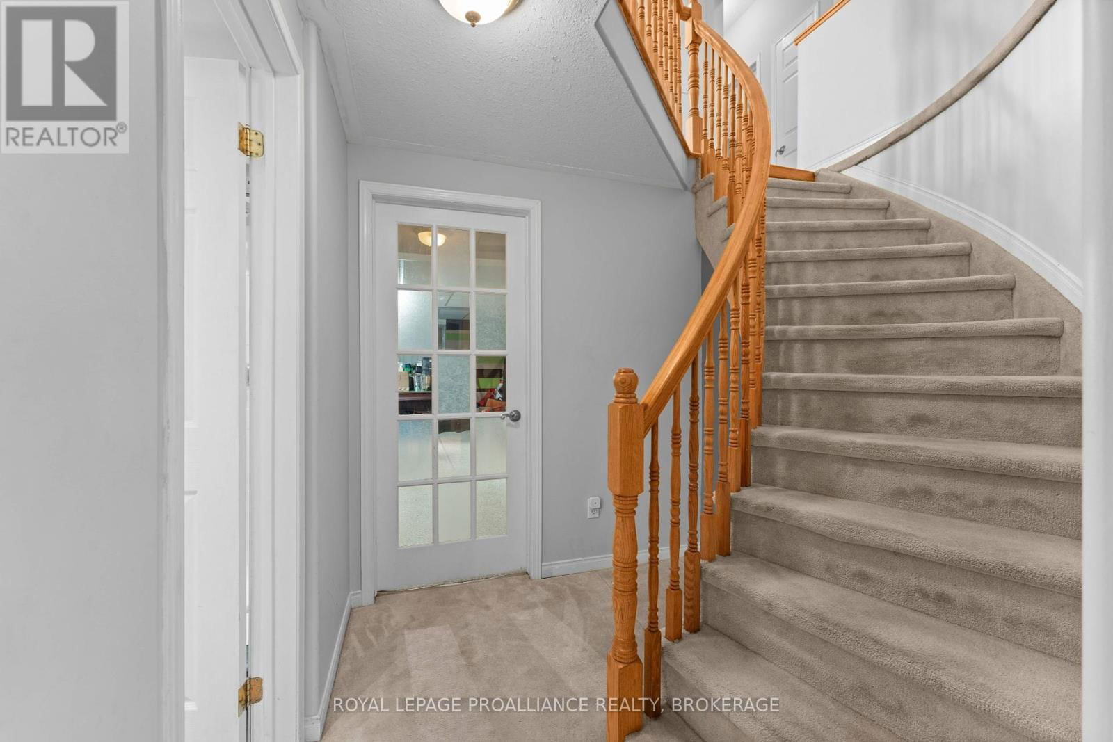 138 DALGLEISH AVENUE Image 31