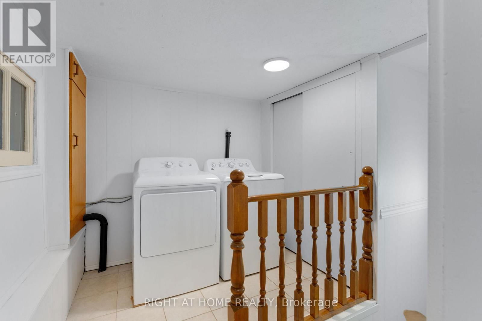38 KINSEY STREET Image 15