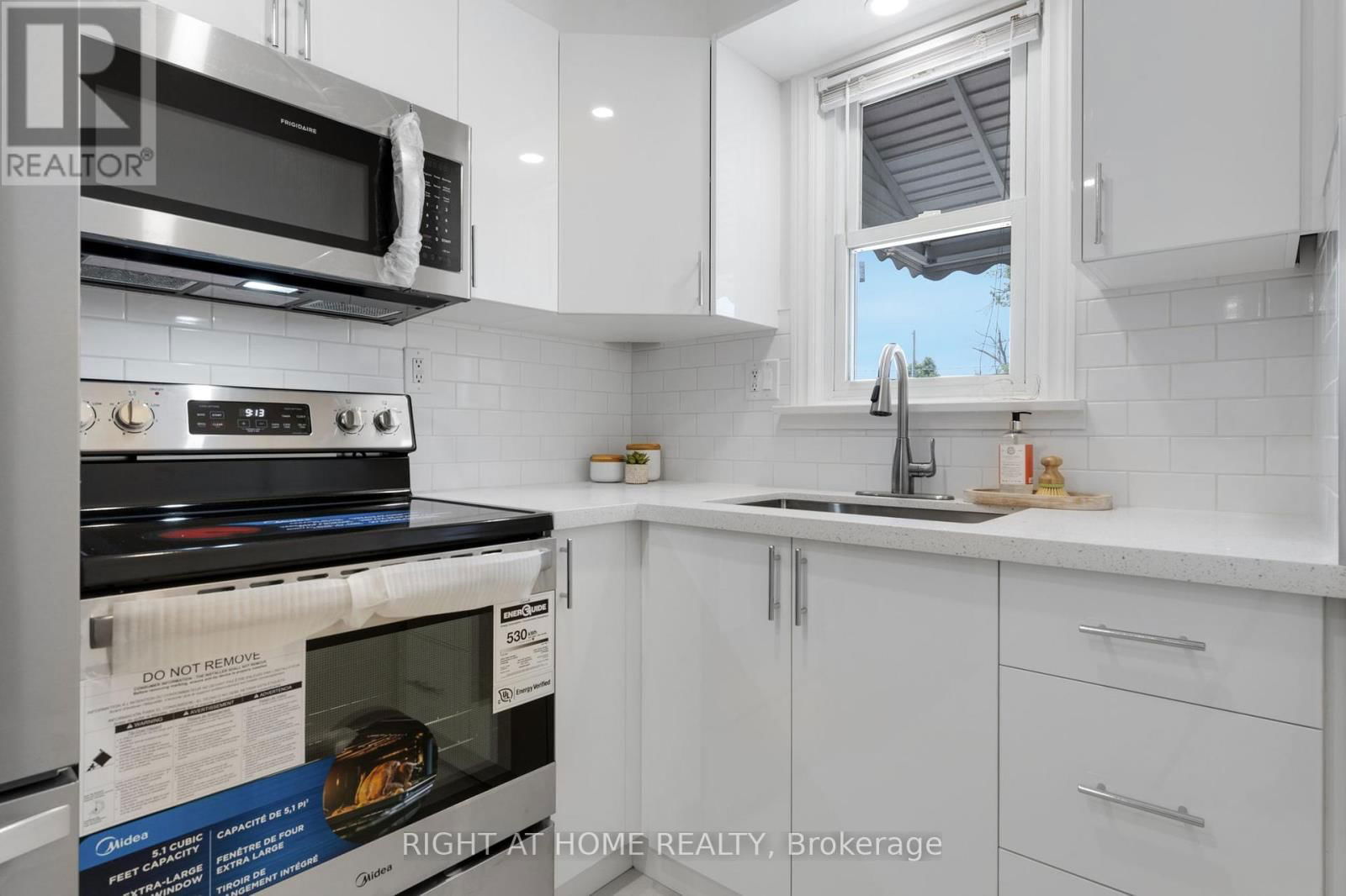 38 KINSEY STREET Image 7