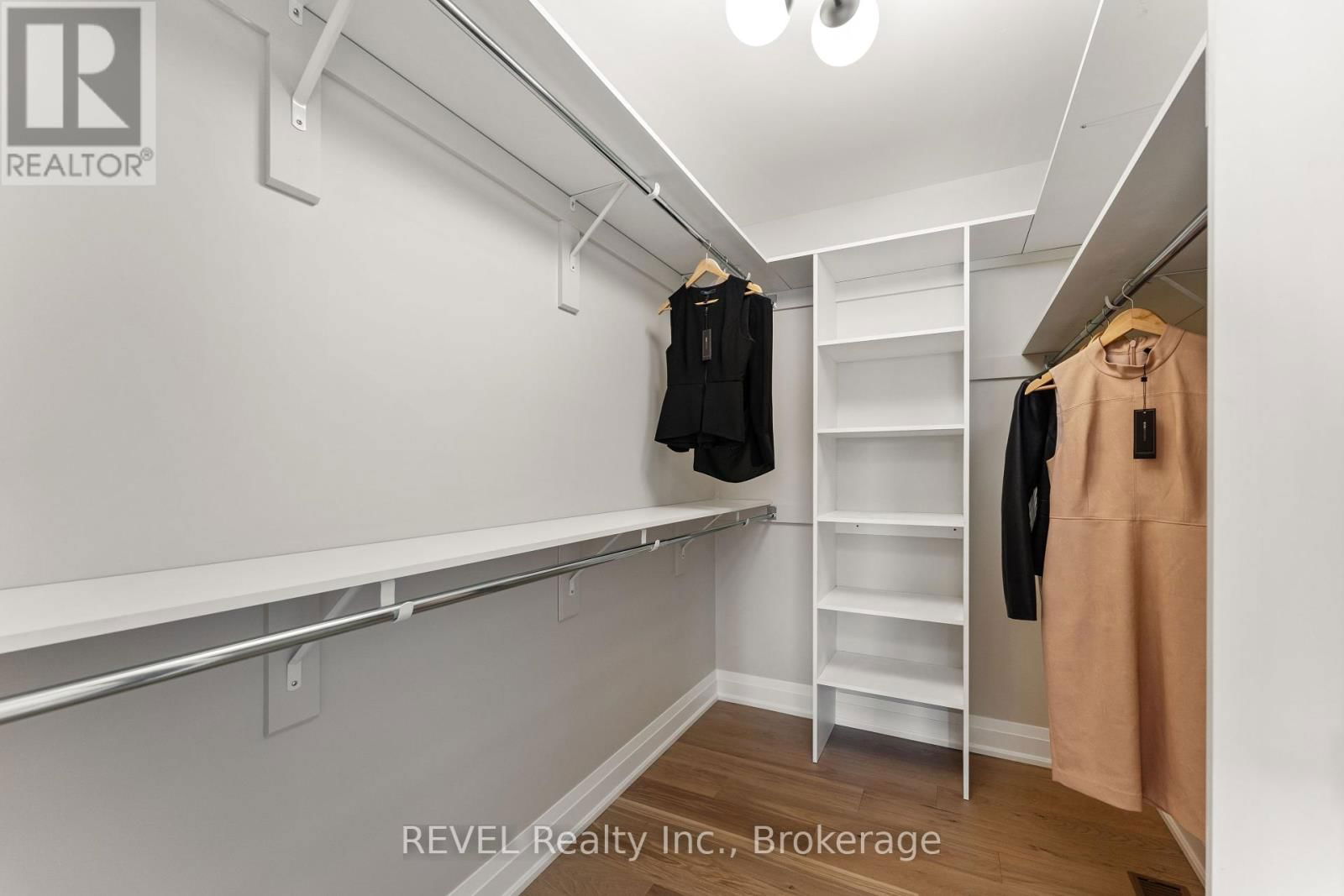 1 ELVIRA WAY Image 31