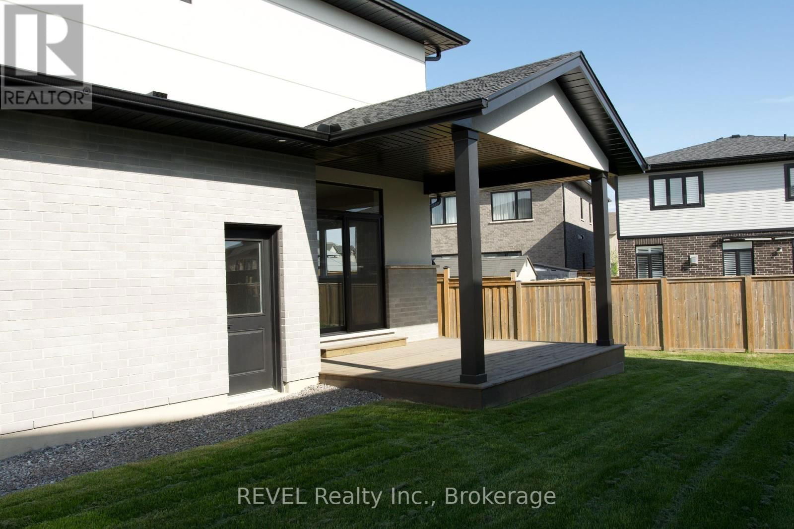 1 ELVIRA WAY Image 6
