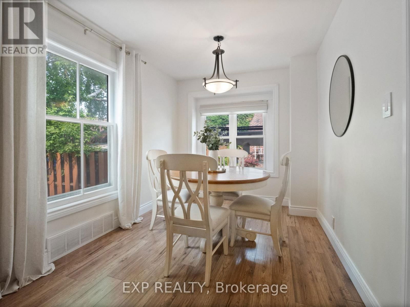 4 WILEY STREET Image 10