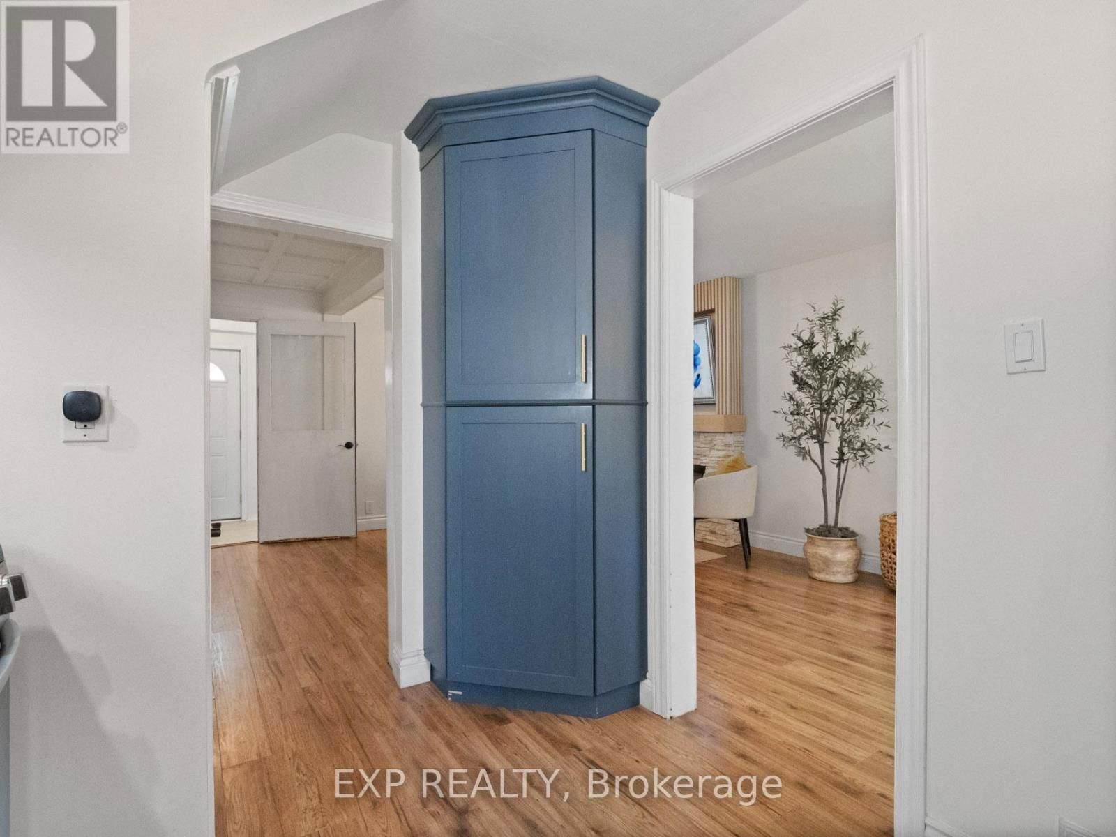 4 WILEY STREET Image 15