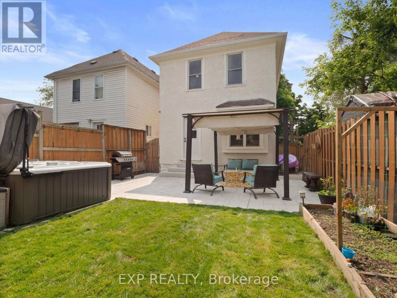 4 WILEY STREET Image 25