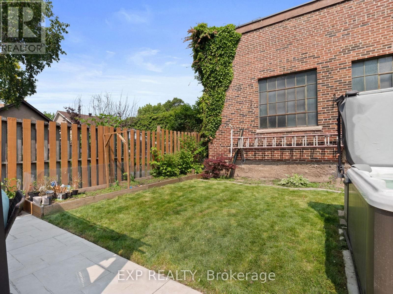 4 WILEY STREET Image 27