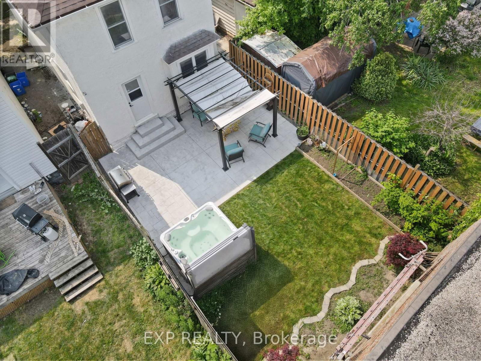 4 WILEY STREET Image 28