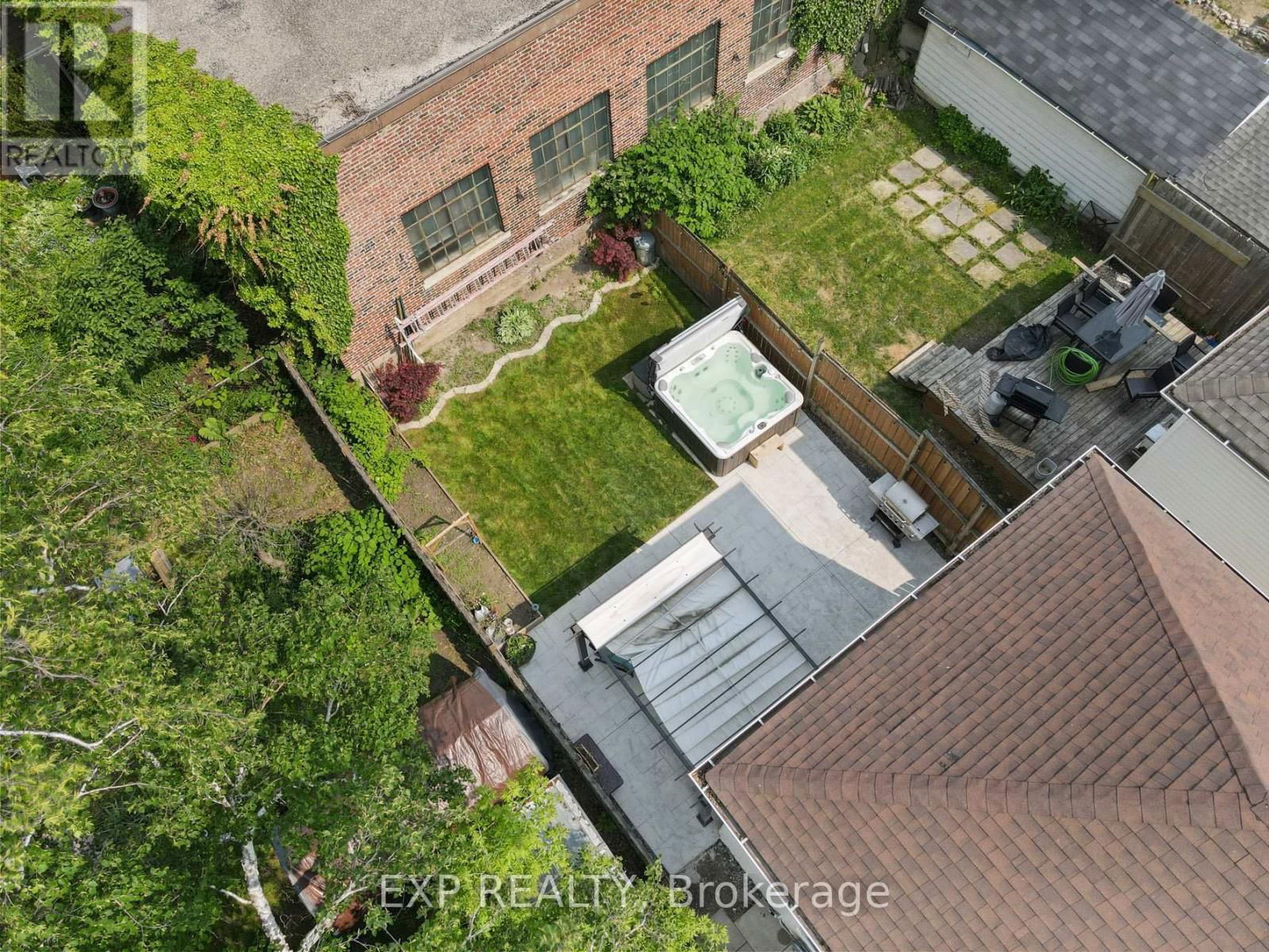 4 WILEY STREET Image 31