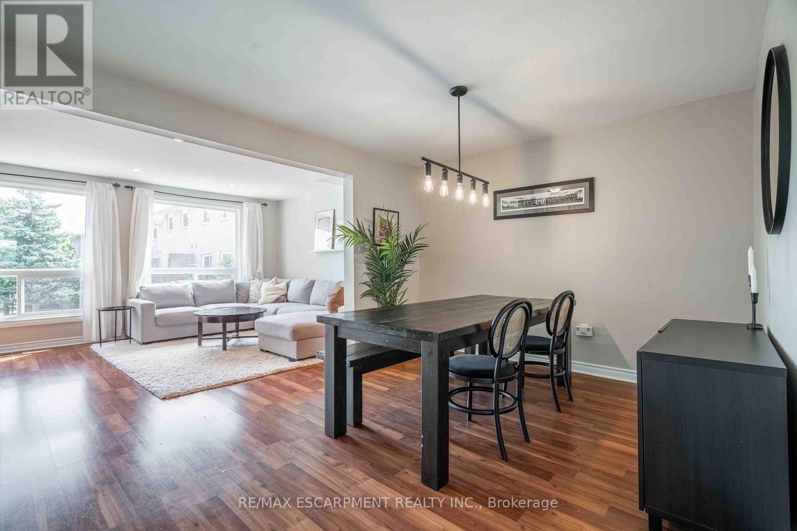13 - 1155 PARAMOUNT DRIVE Image 17