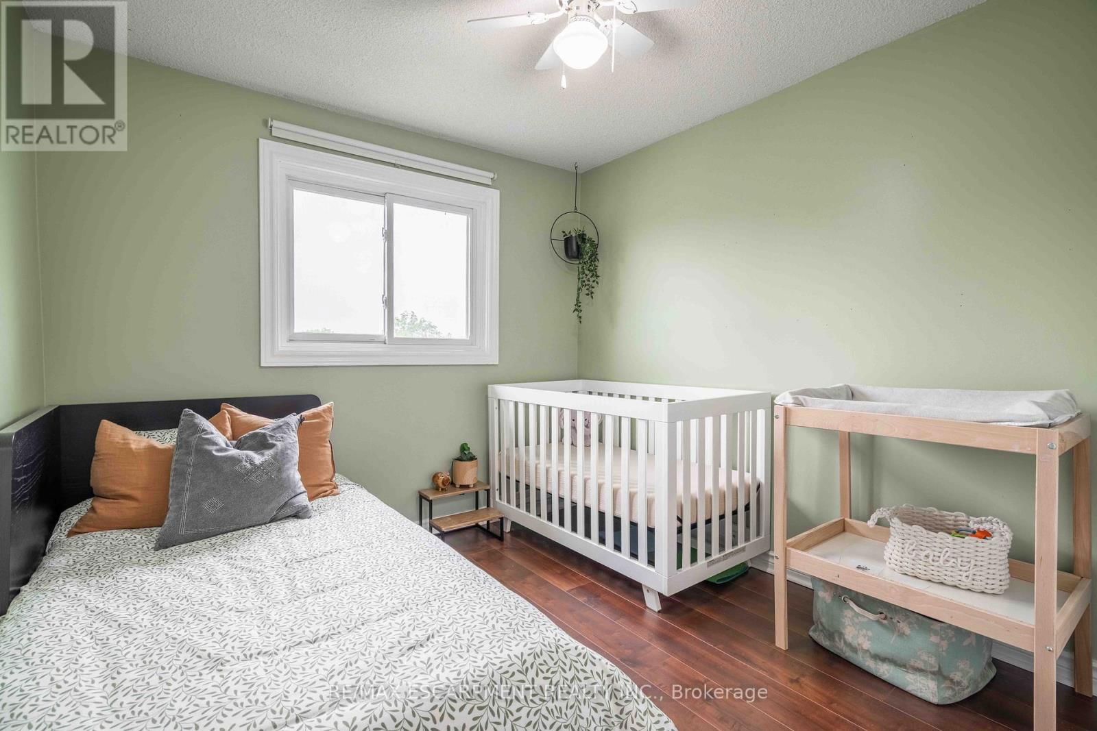 13 - 1155 PARAMOUNT DRIVE Image 35