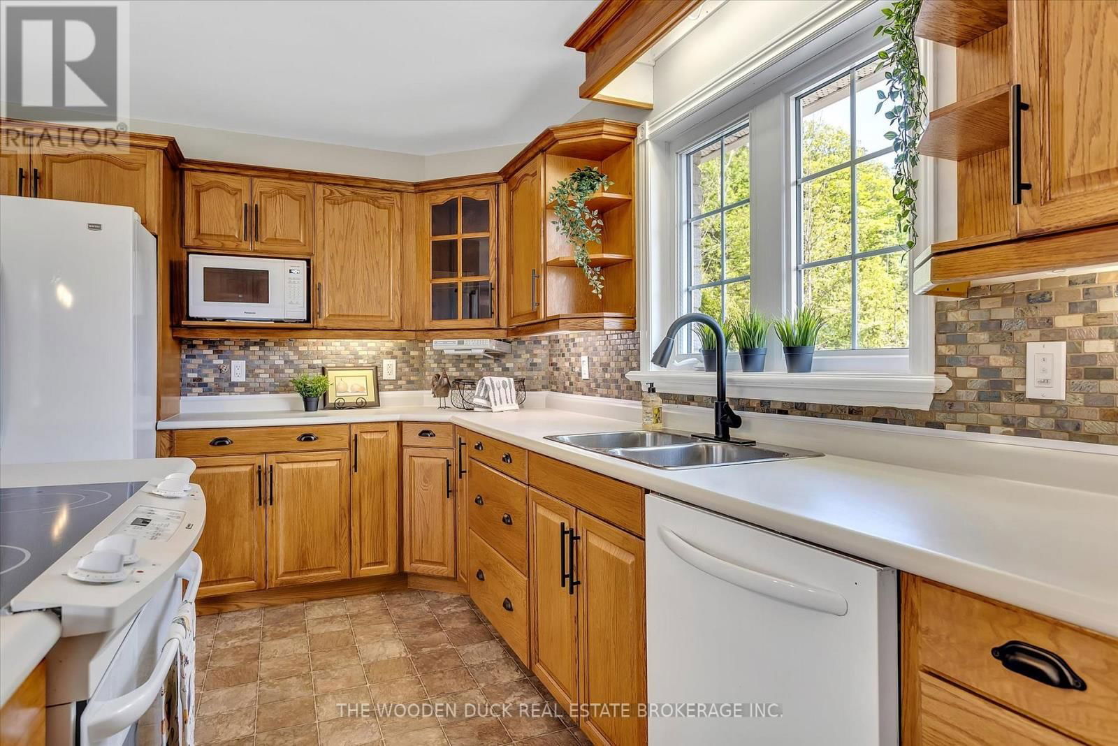 143 N LANG ROAD Image 10
