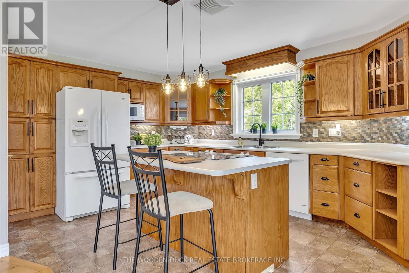 143 N LANG ROAD Image 9