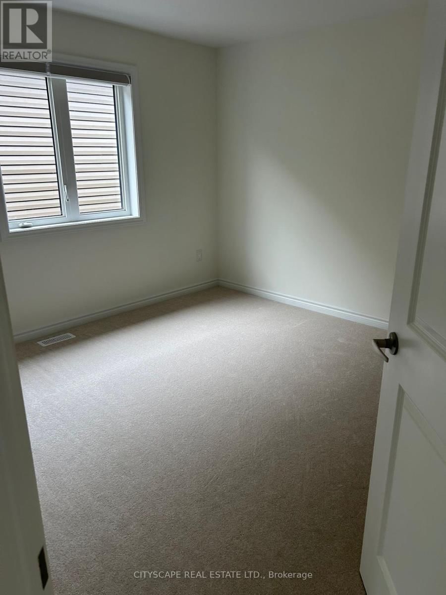 20 HILLCROFT WAY Image 7