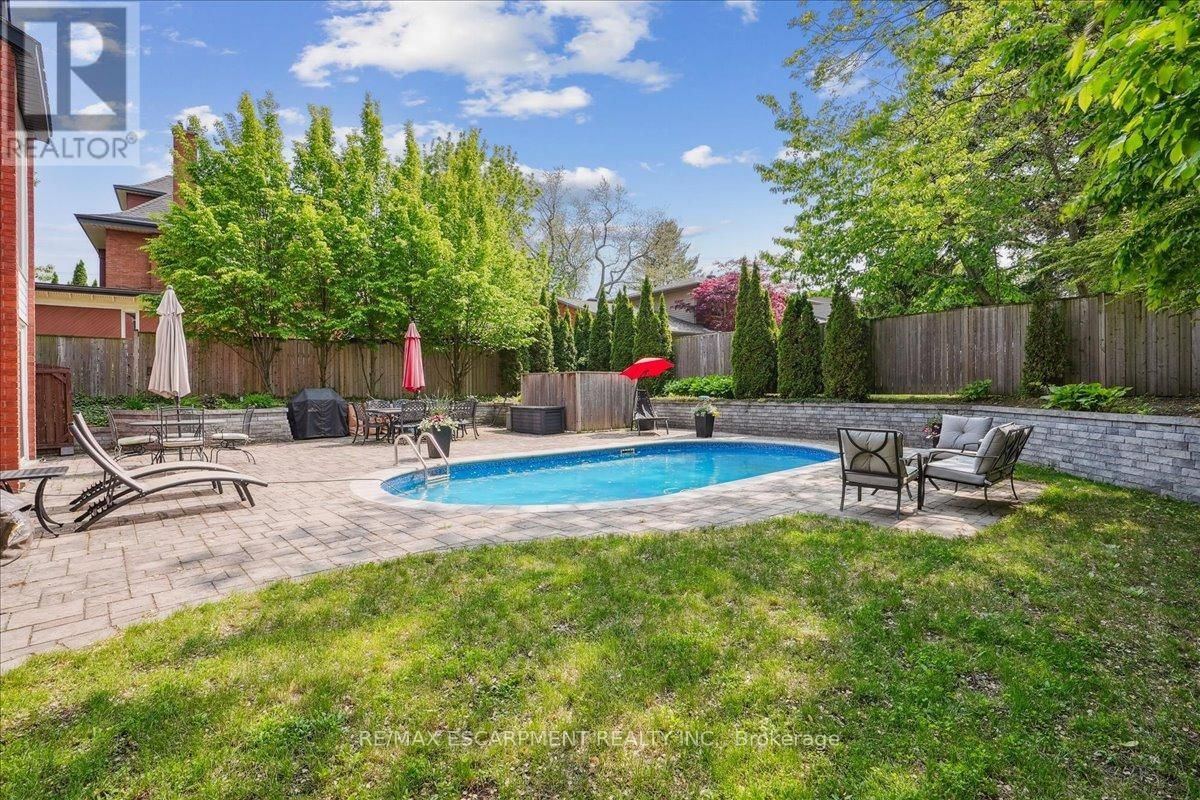 208 MOHAWK ROAD Image 33