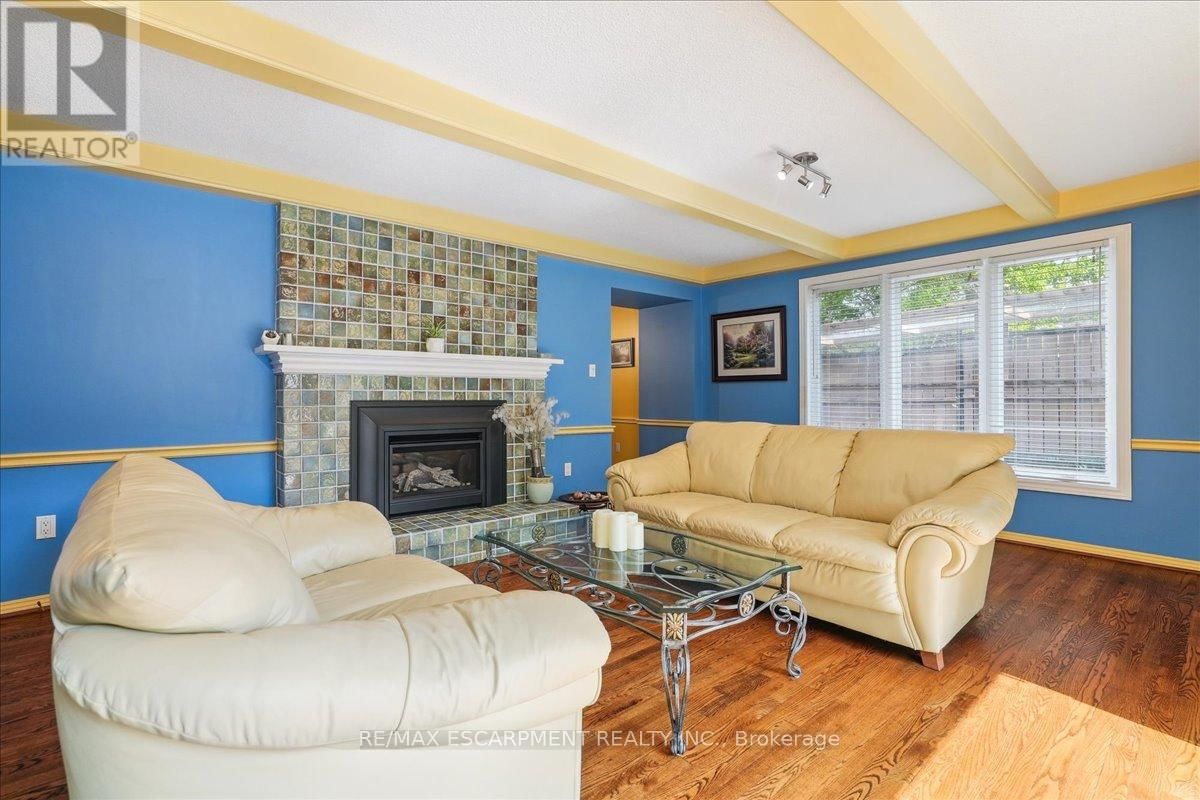 208 MOHAWK ROAD Image 7
