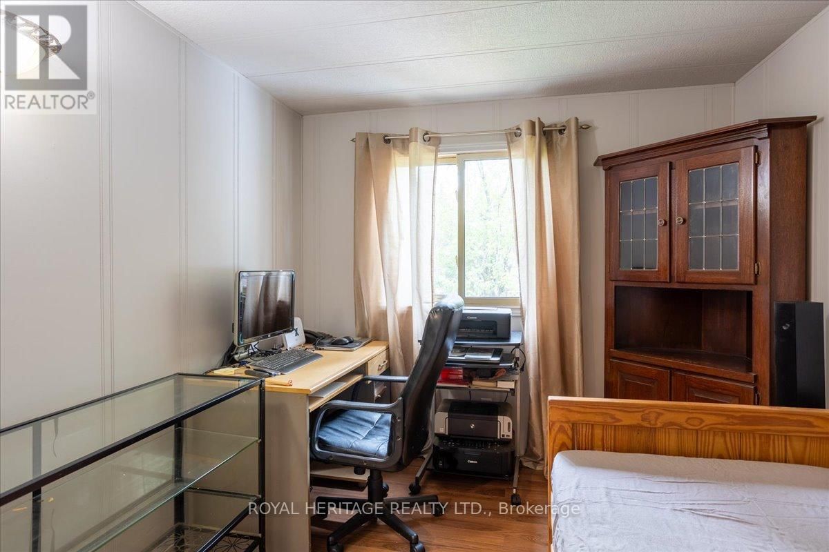 39 CIRCLE DRIVE Image 10