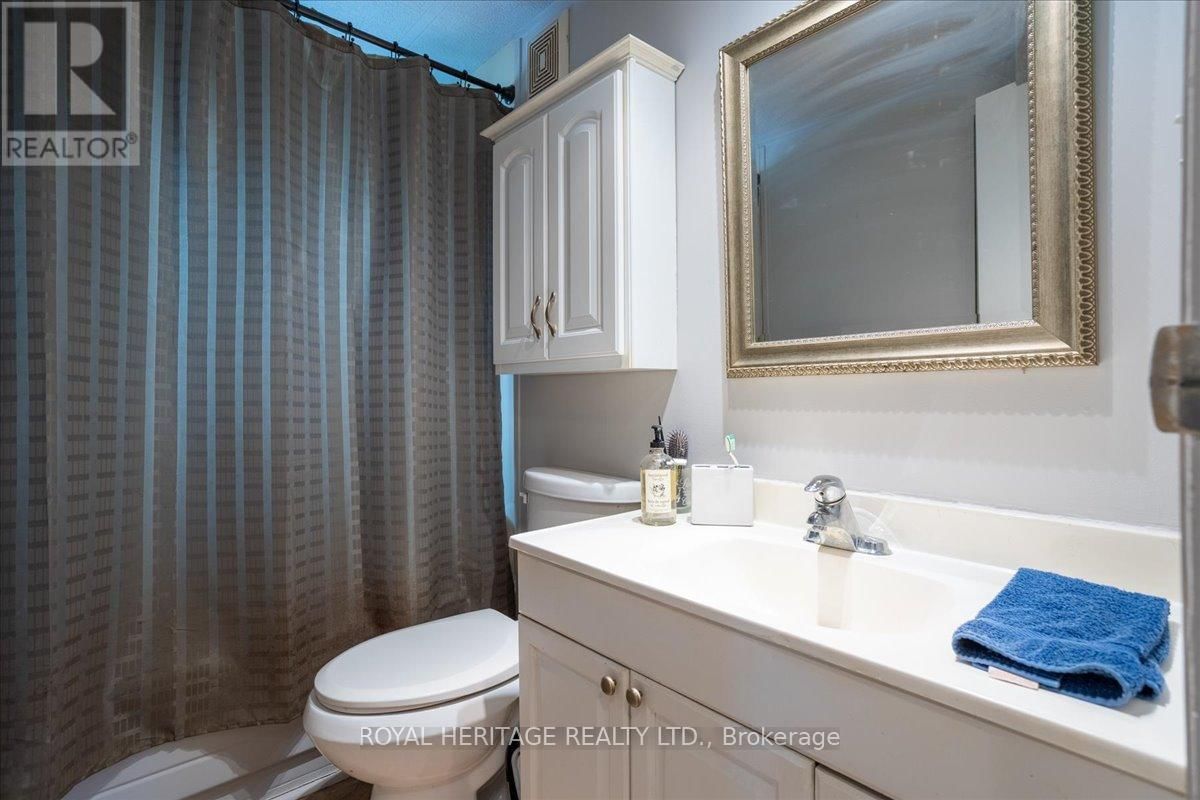 39 CIRCLE DRIVE Image 11