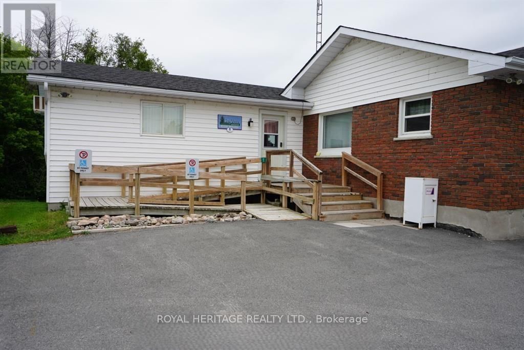 39 CIRCLE DRIVE Image 15