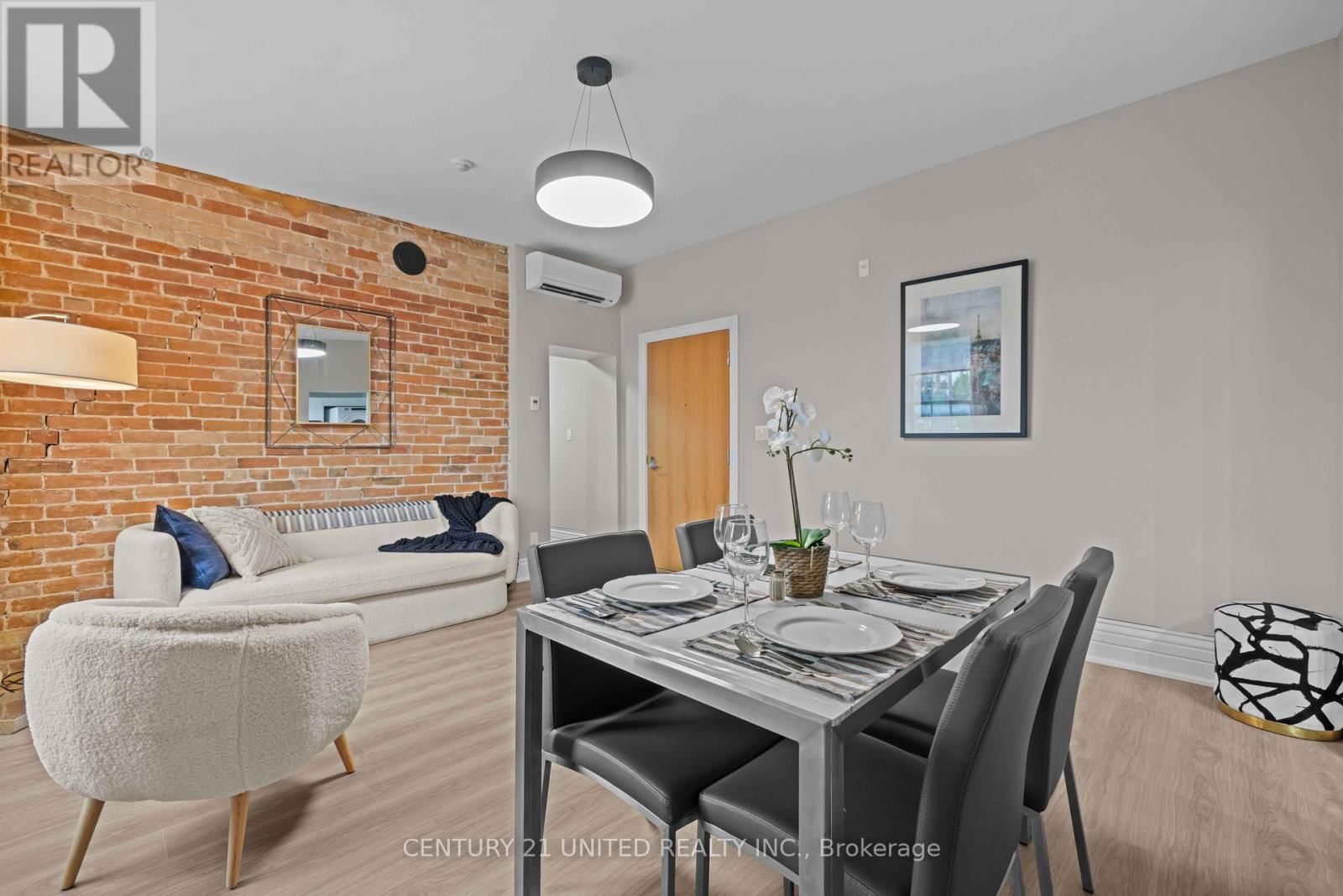 306 - 442 GEORGE STREET NORTH Image 2