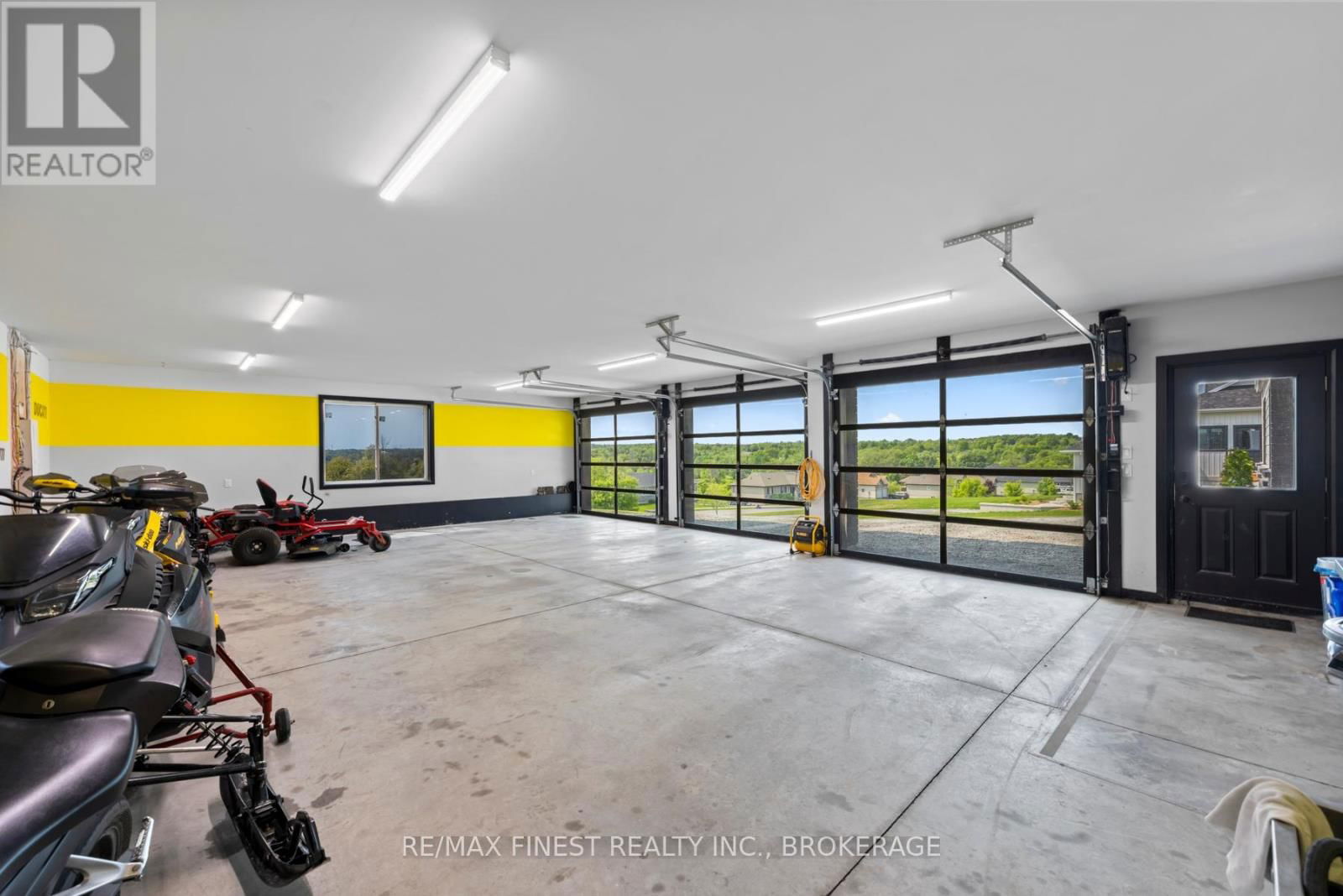181 MORGAN DRIVE Image 44