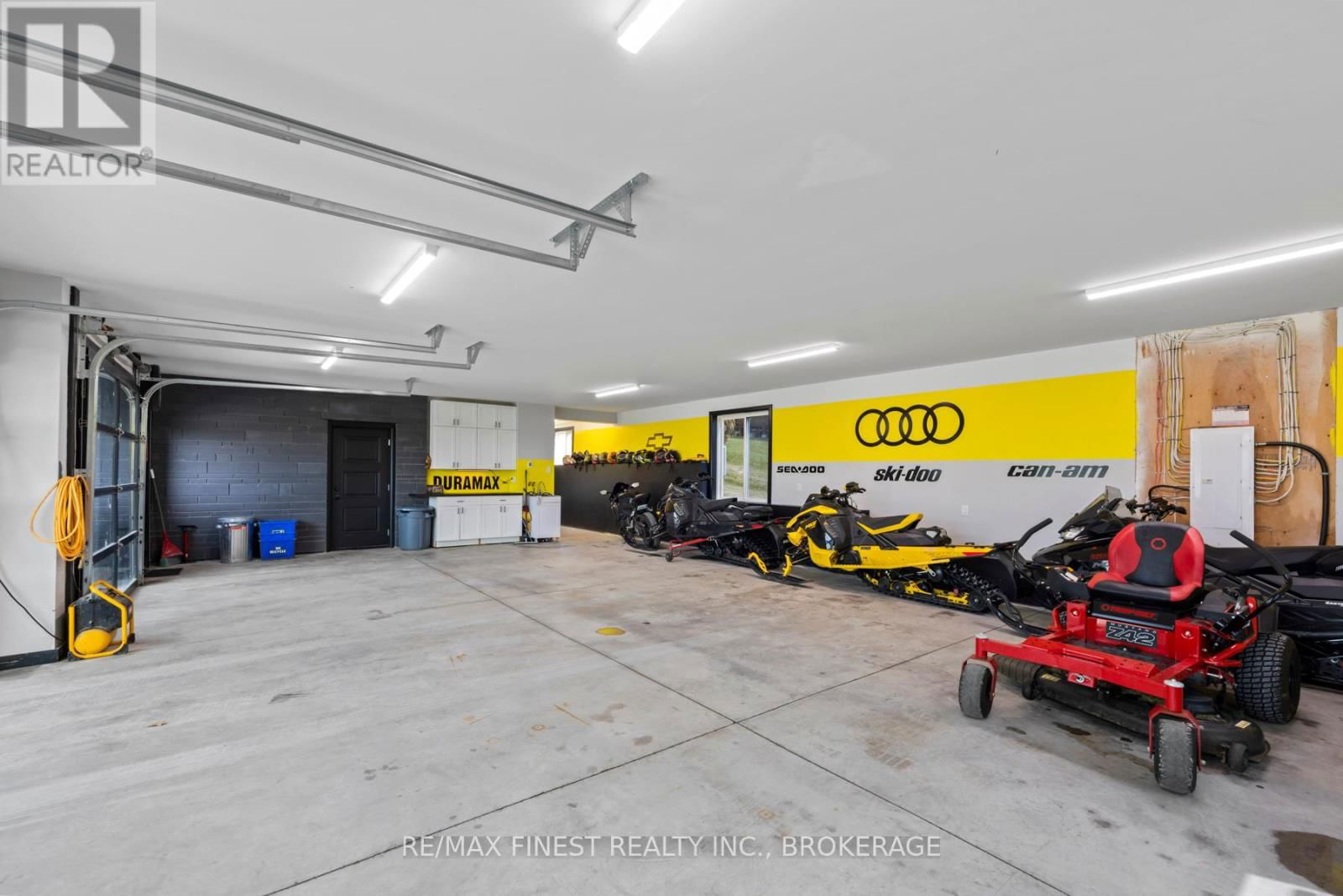 181 MORGAN DRIVE Image 45
