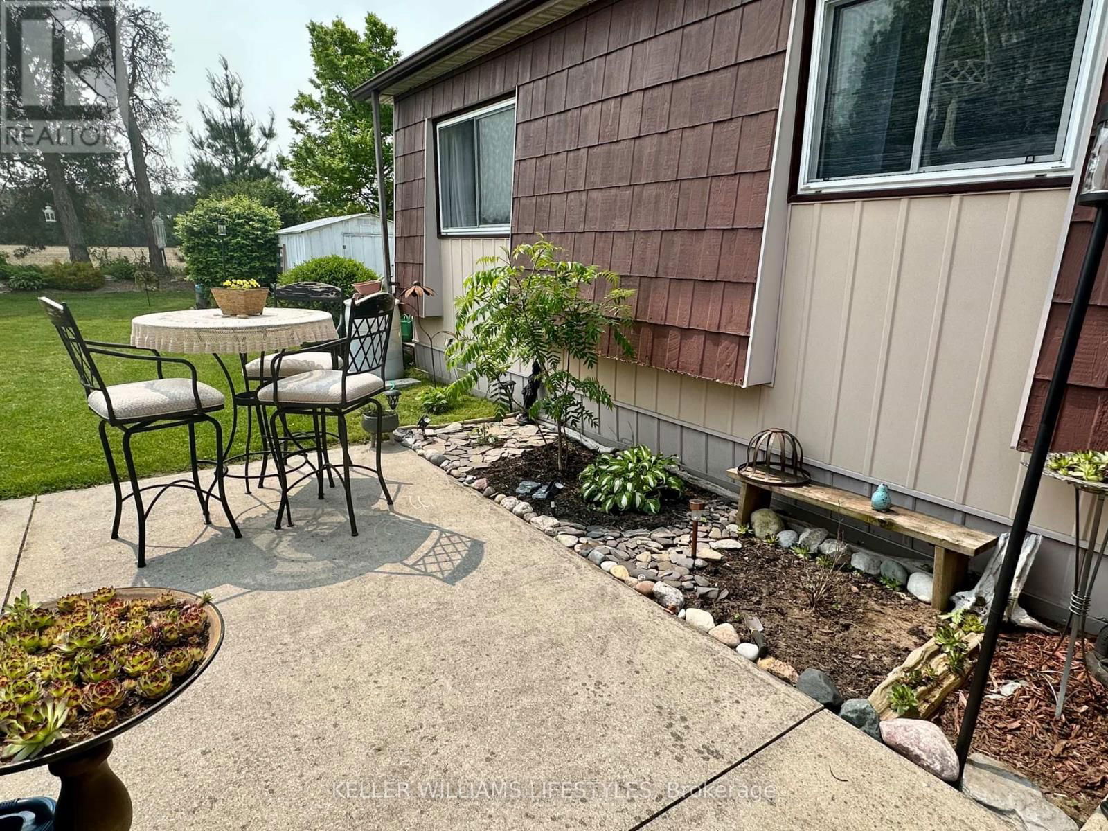 16 VELMA STREET Image 29