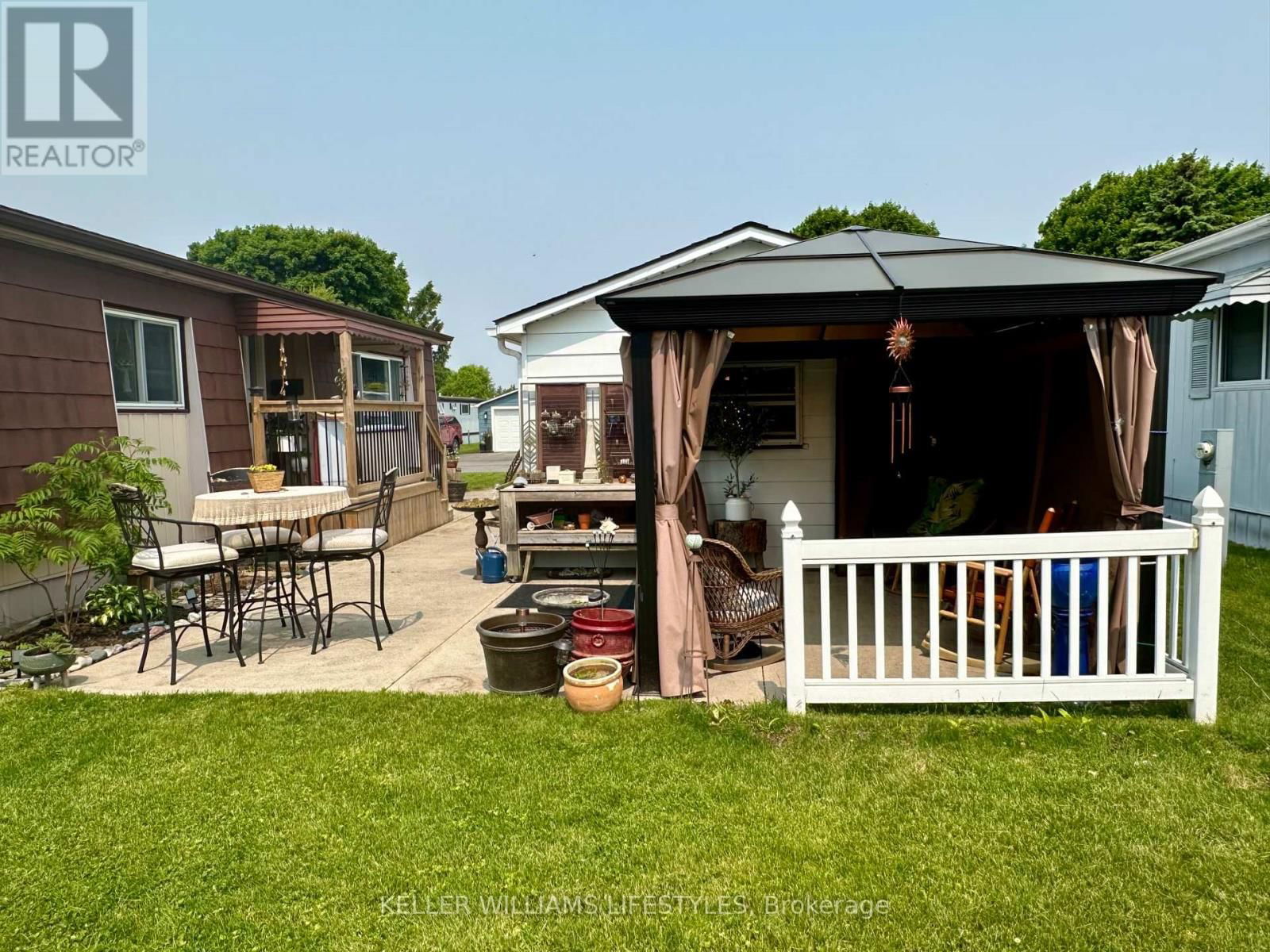 16 VELMA STREET Image 30