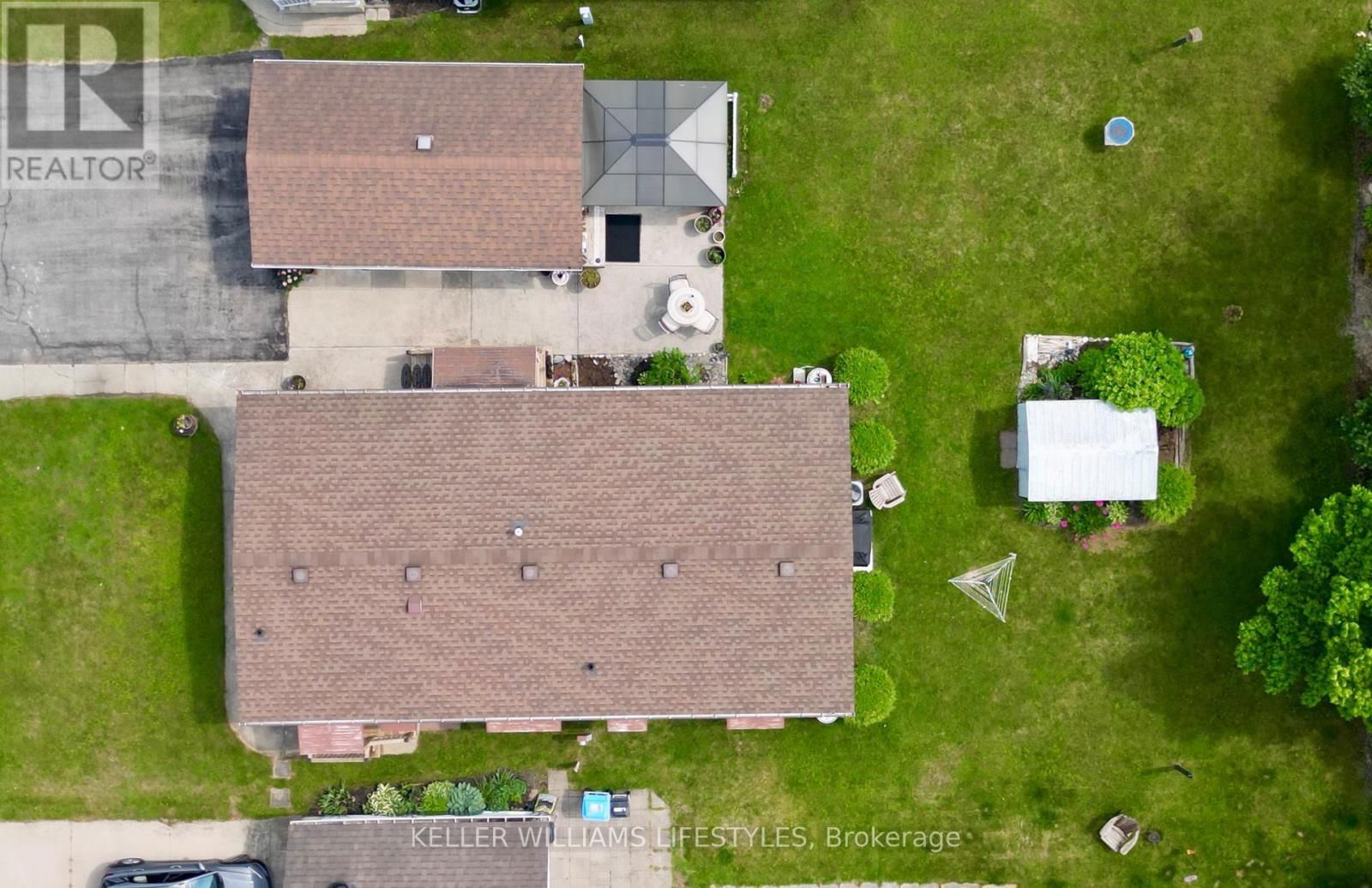 16 VELMA STREET Image 42