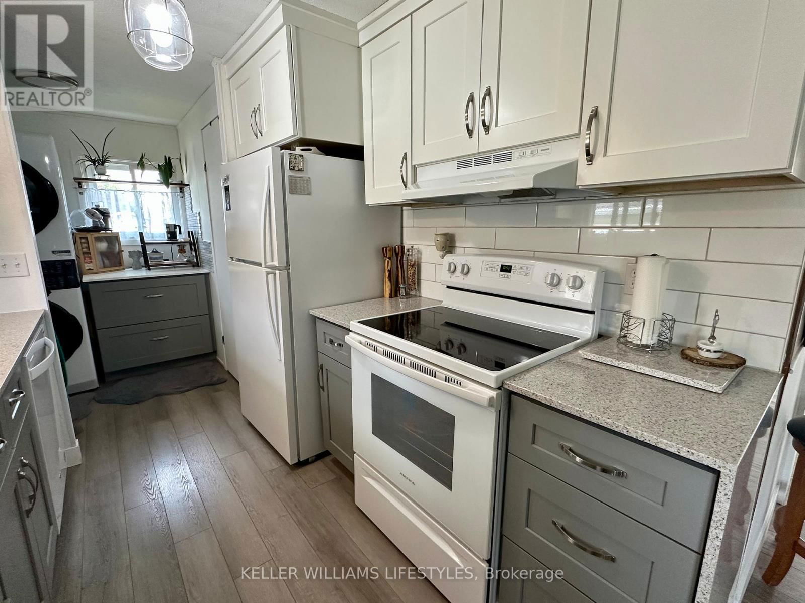 16 VELMA STREET Image 9