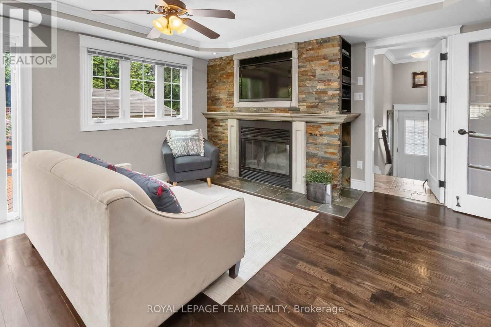 524 BROADVIEW AVENUE Image 7