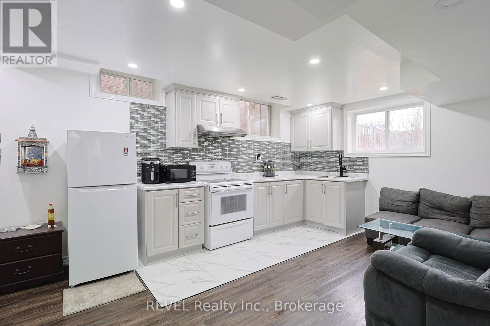 7272 LIONSHEAD AVENUE Image 25