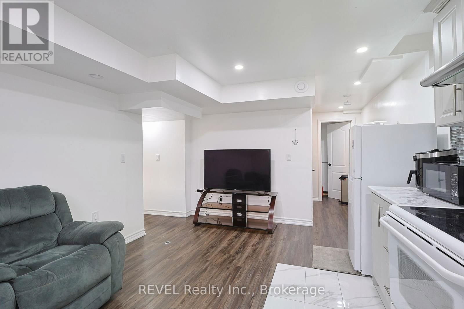 7272 LIONSHEAD AVENUE Image 27