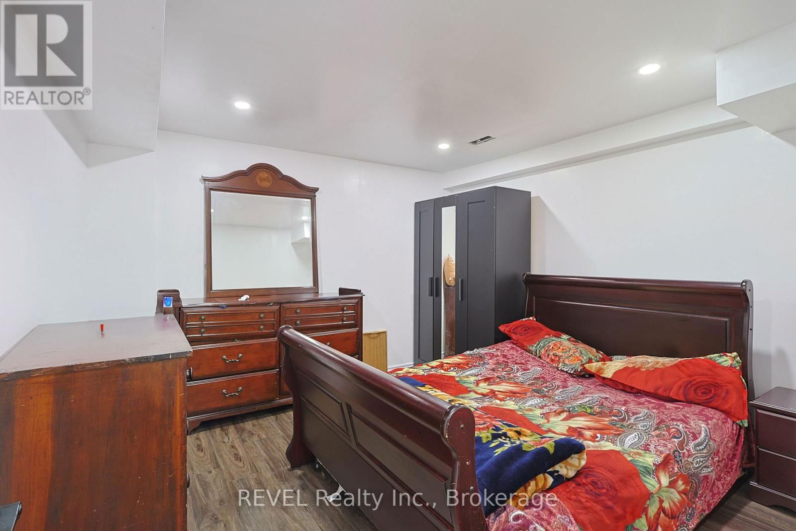 7272 LIONSHEAD AVENUE Image 28