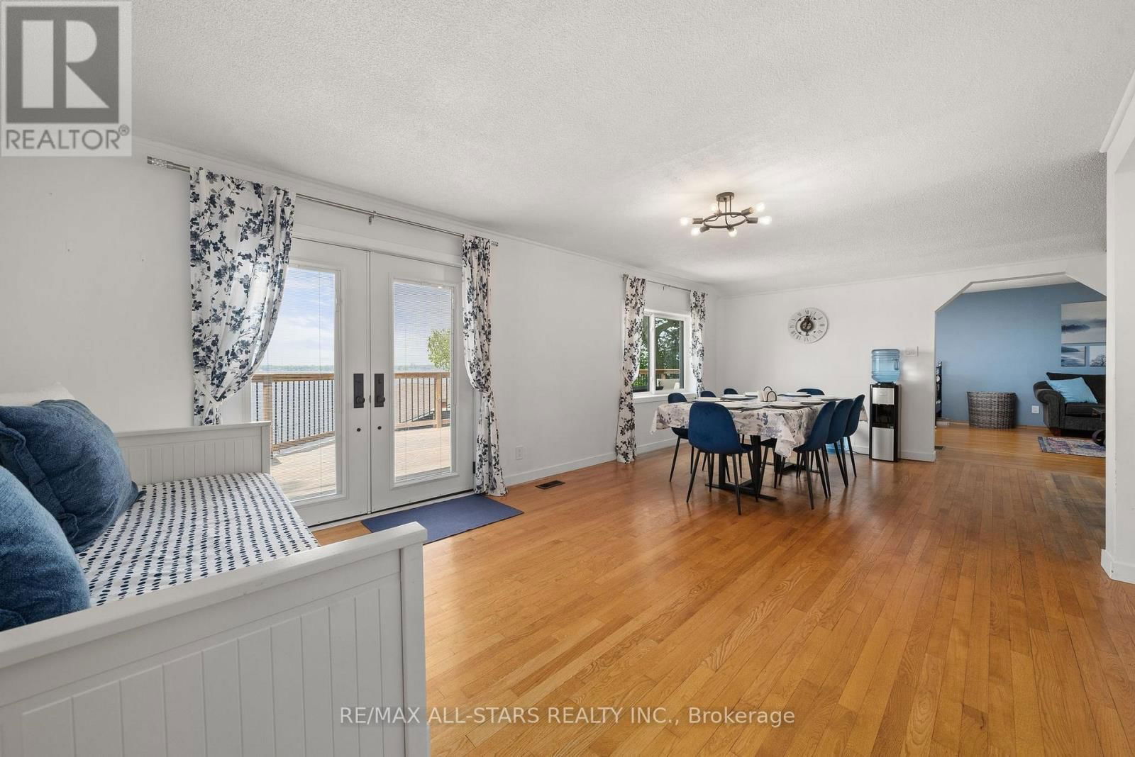 267 SNUG HARBOUR ROAD Image 15