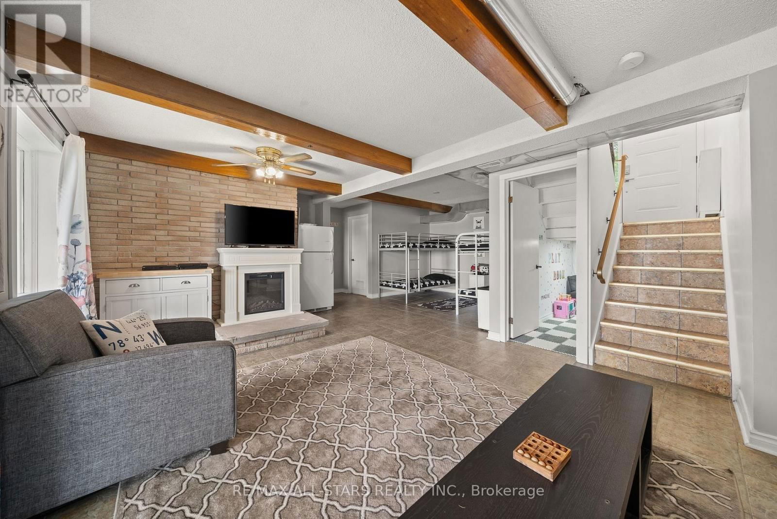 267 SNUG HARBOUR ROAD Image 19