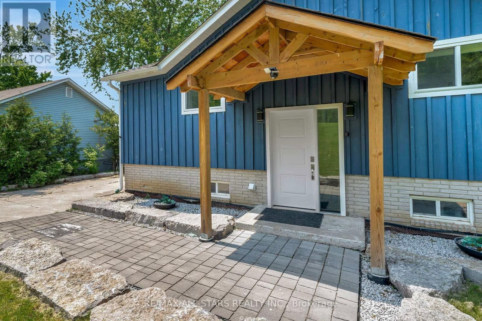267 SNUG HARBOUR ROAD Image 3